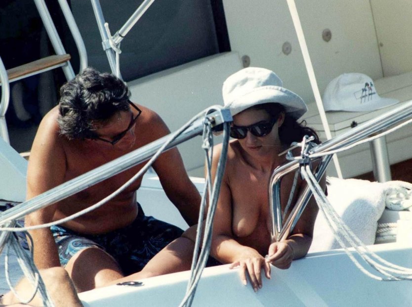 Моника Беллуччи папарацци эро