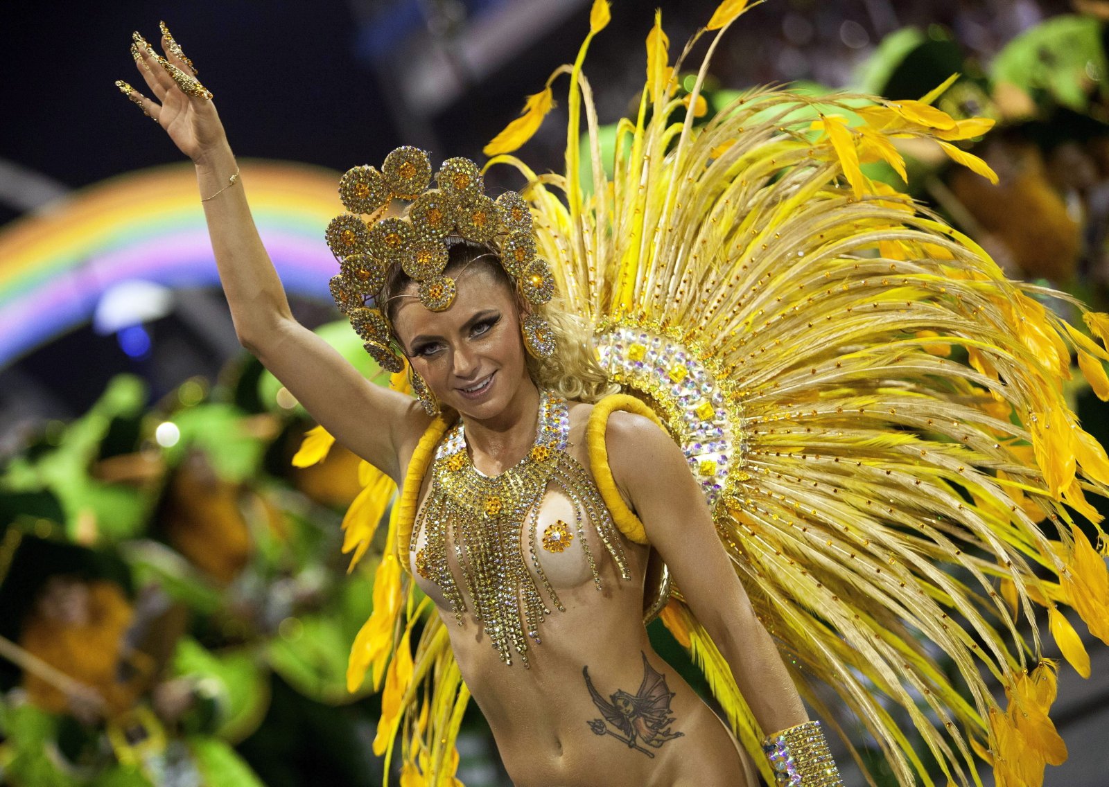 фото голая карнавал в бразилия фото 118