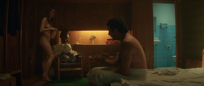 Полина Ауг голая юморист