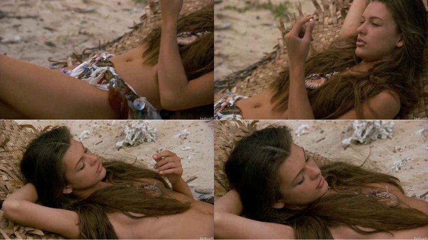 Мила Йовович голубая Лагуна