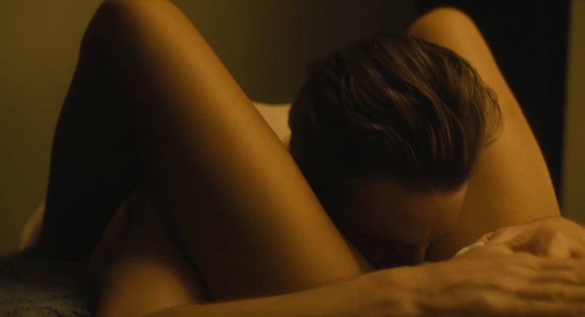 Порноактриса Carmen nude girl -gif