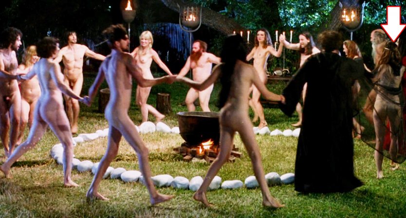 Голая Дженнифер Ингрум