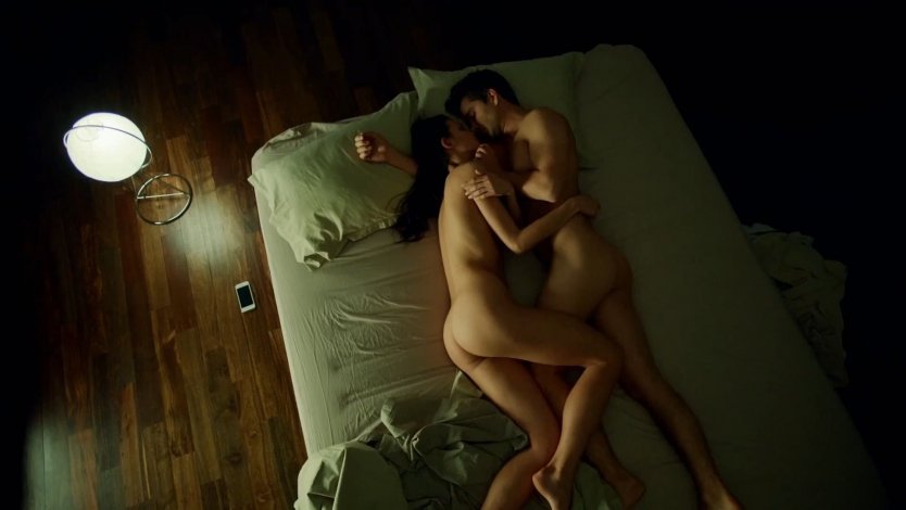 Паулина Андреева голая Саранча