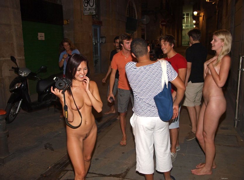 Частное пары раздеваются публичное