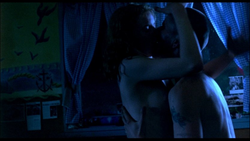 Жаклин Маккензи постельная сцена