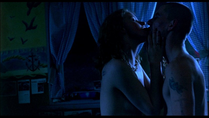 Жаклин Маккензи в молодости в купальнике