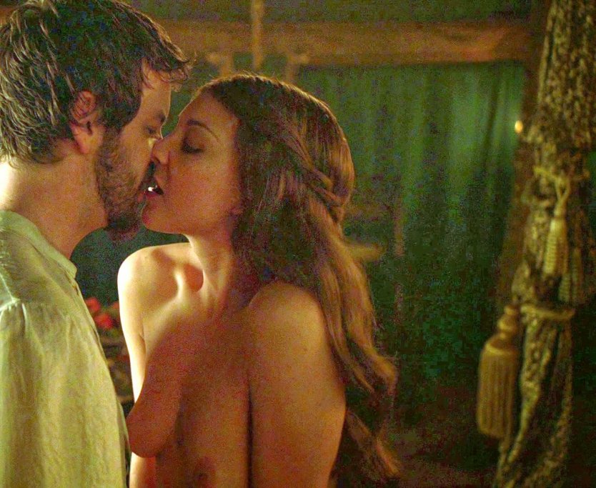 Актриса Натали Дормер голая