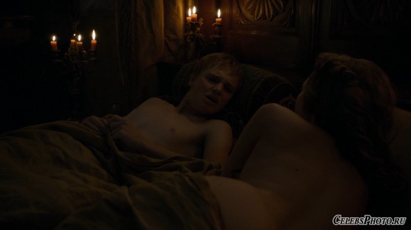 Nude game игра престолов Натали Дормер