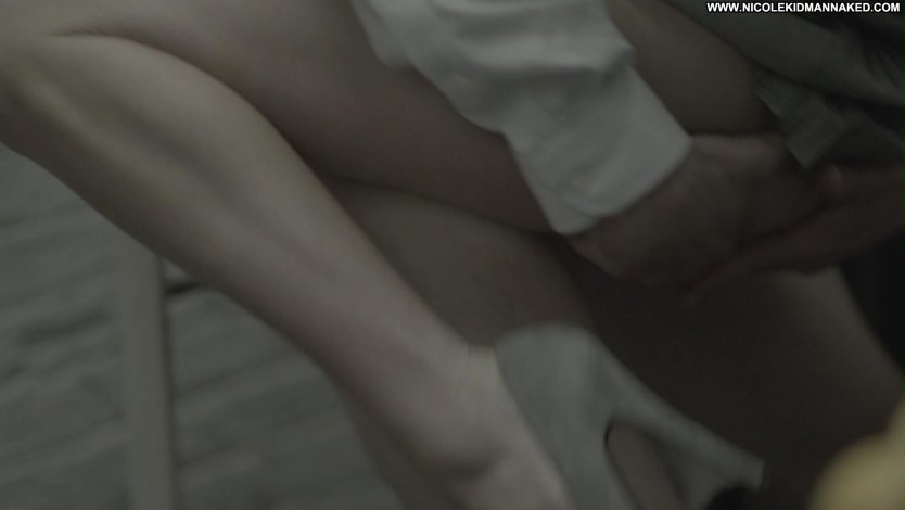 Кэтлин Робертсон топлесс