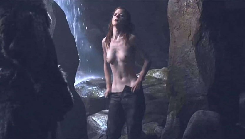 Фейк-эротика с Роуз Лесли