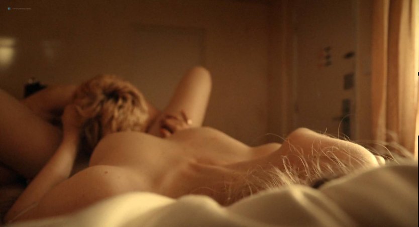 Имоджен Путс откровенно nude в фильмах