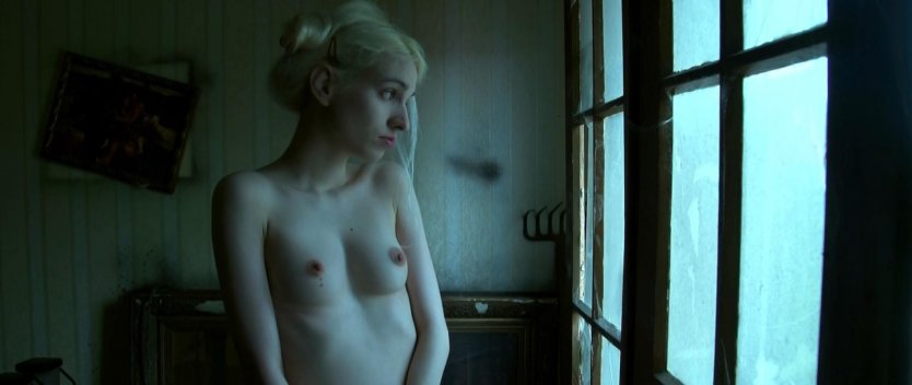 Имоджен Путс постельные сцены