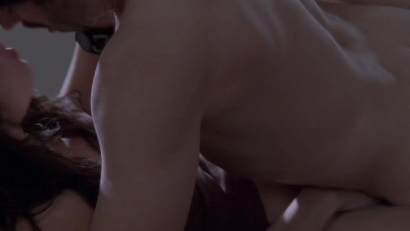 Naked Sonya Walger in tell me you Love me ANCENSORED