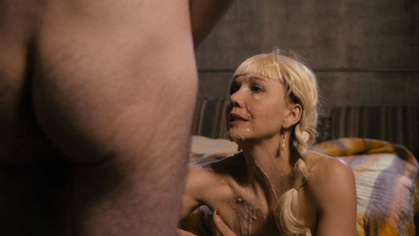 Мэгги Джилленхол секси