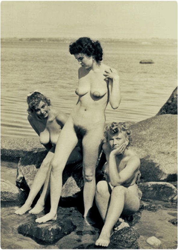 Волосатые нудистки ретро