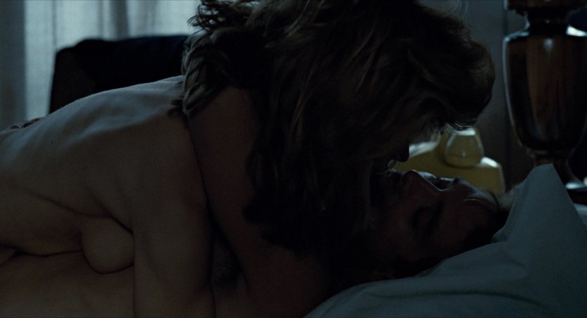 Линда Хэмилтон голая в фильме