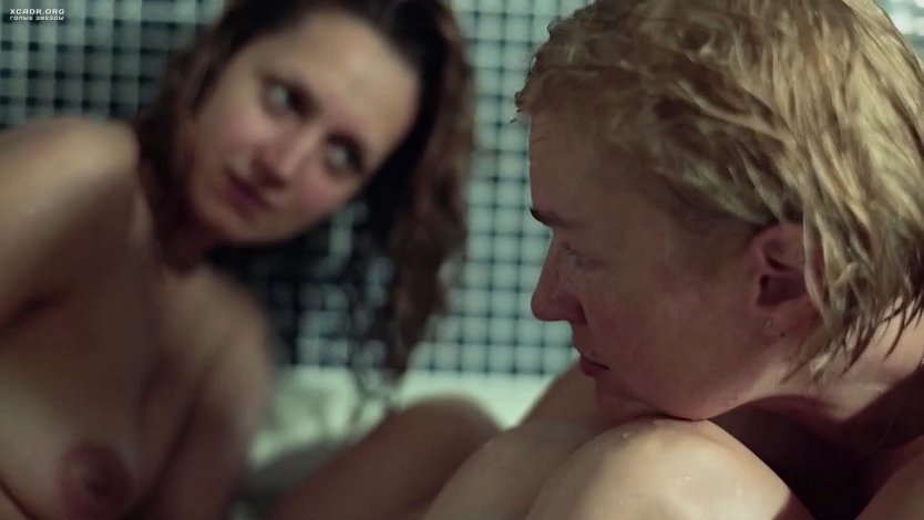 Виктория Исакова грудь