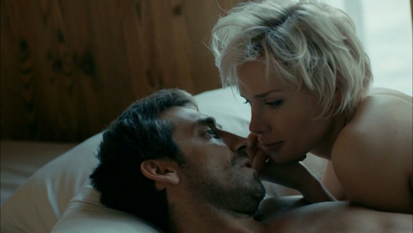 Кайли Миноуг лесби фейк