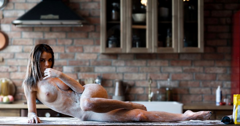 Кристина Стрейндж голая