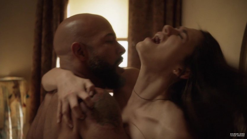 Голая Эмми Россум из сериала бесстыжие