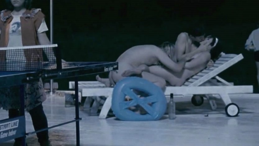 Даниэла Стоянович ню сцены