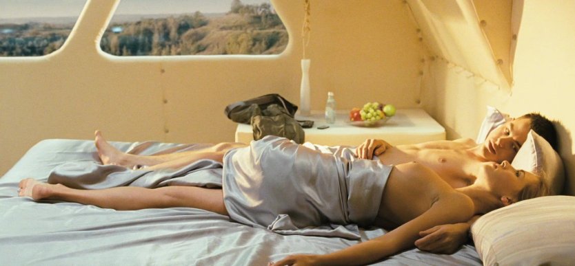 Марина Петренко в фильме на игре голая