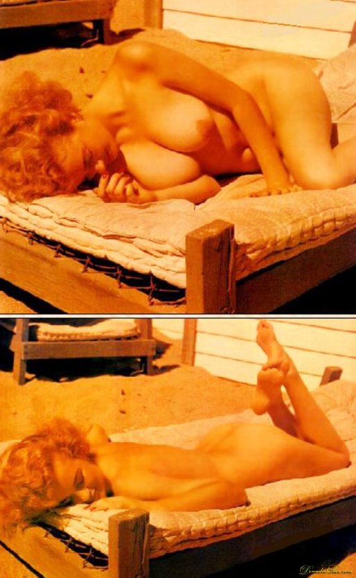 Голая мертвая Мэрилин Монро