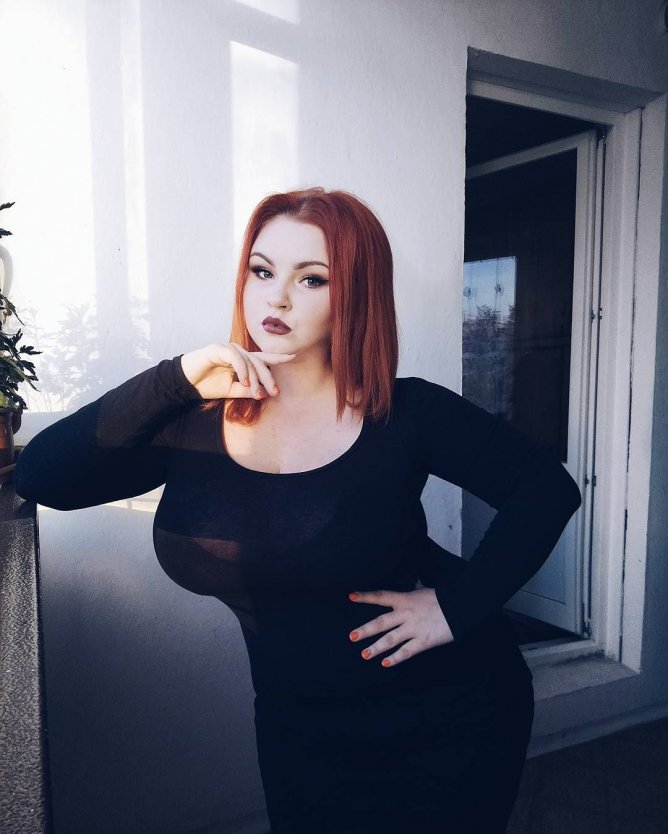 Ангелина Иванова плюс сайз