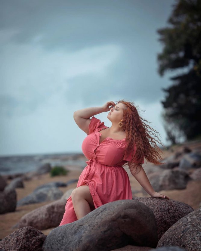 Alena Ostanova (Алена останова)