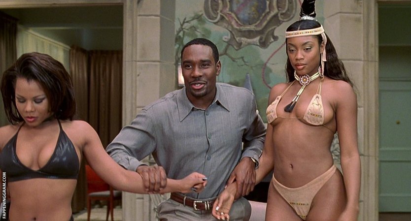 Реджина Холл голые сиськи