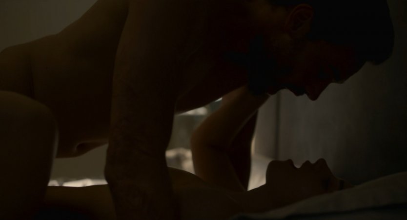 Ив Хьюсон засветилась голая