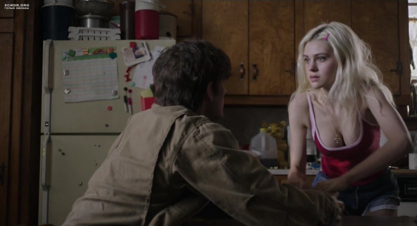 Никола Пельтц горячие 18