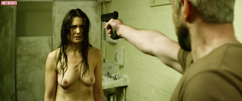 Катарина Уотерс топлес 18