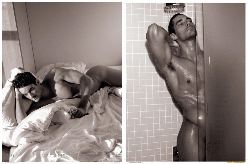 Голая с партнером юным