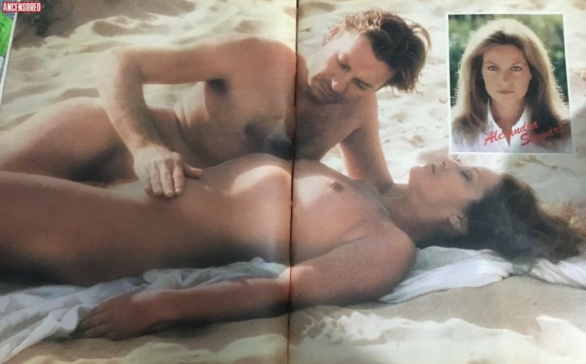 Памела Андерсон голая Малибу