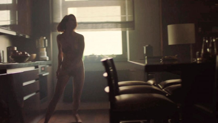 Агата Муцениеце эротические