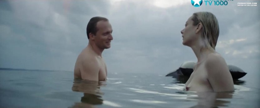 Северия Янушаускайте в купальнике