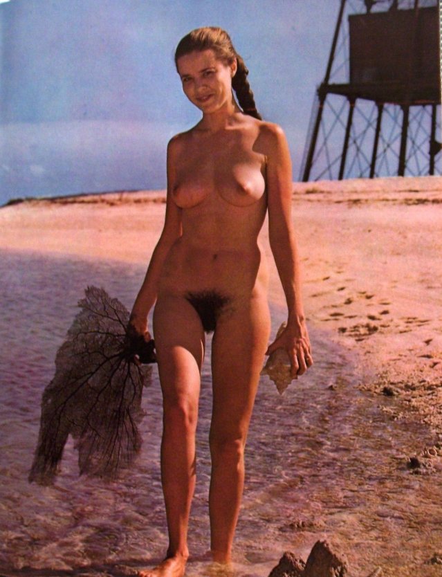 Мэри-Луиз Паркер голая