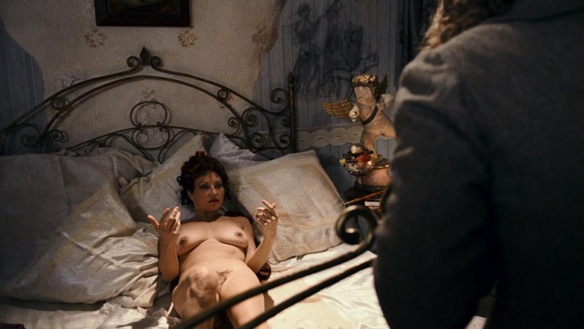 Лили Коллинз эротические