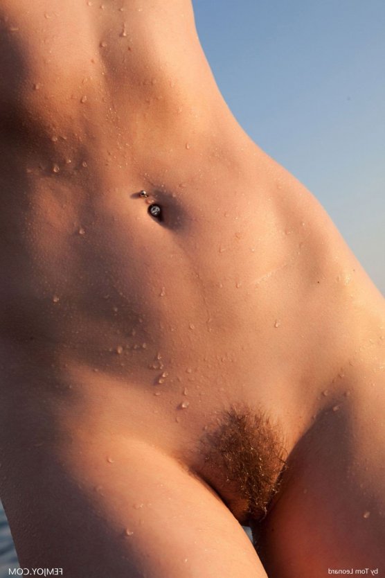 Красивый выпуклый лобок