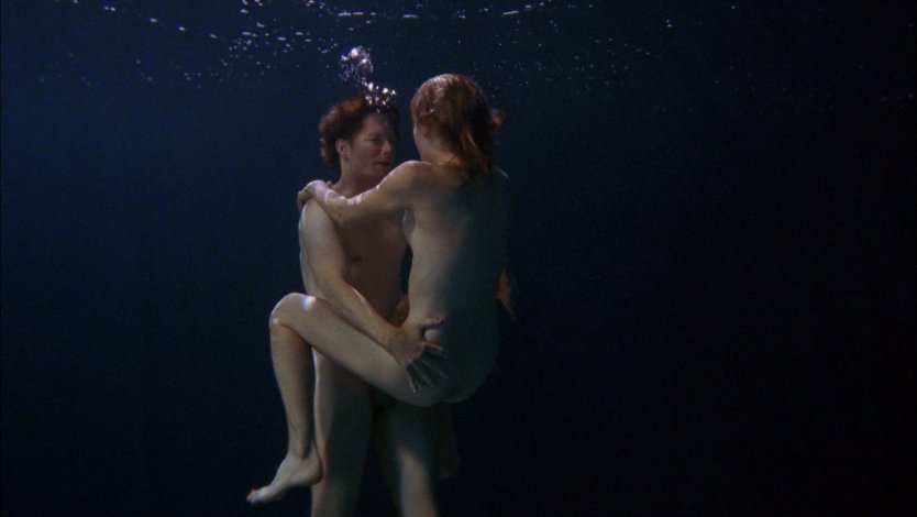 Элейна Хаффман голая в кино