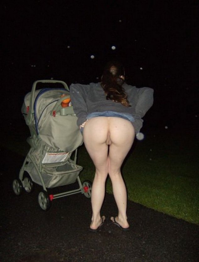 Засветила свои прелести