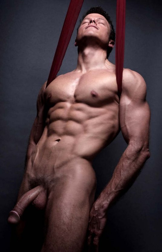 Красивый мужской лобок