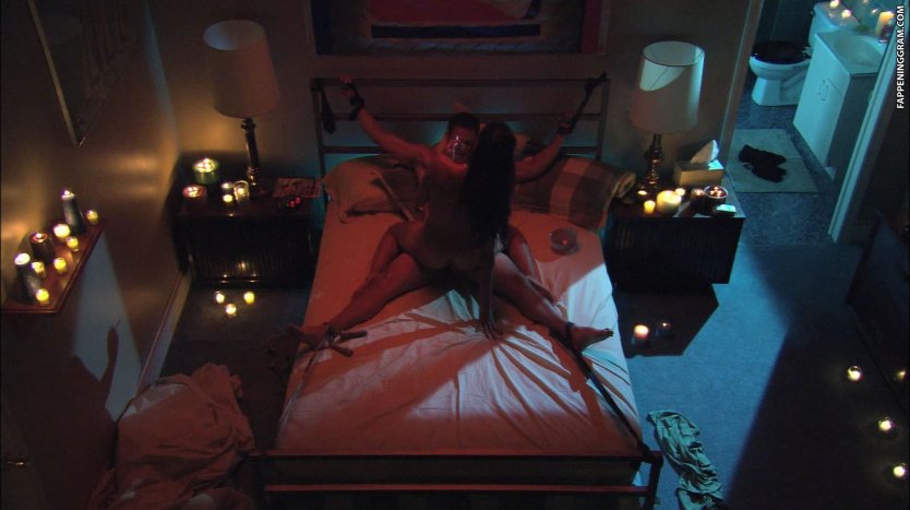 Патри́сия Каро́ла Вела́скес Семпру́н голая