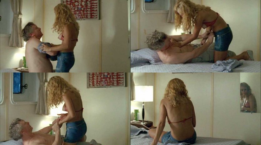 Алиси Брага попа голая