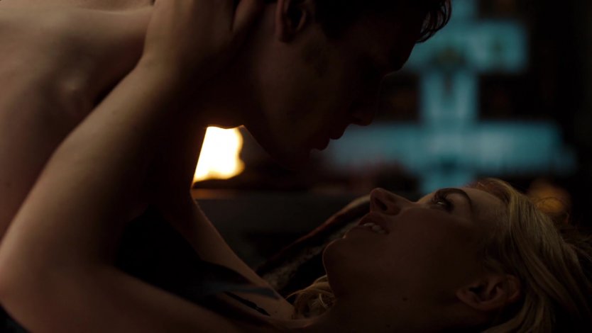 Имоджен Путс постельные сцены