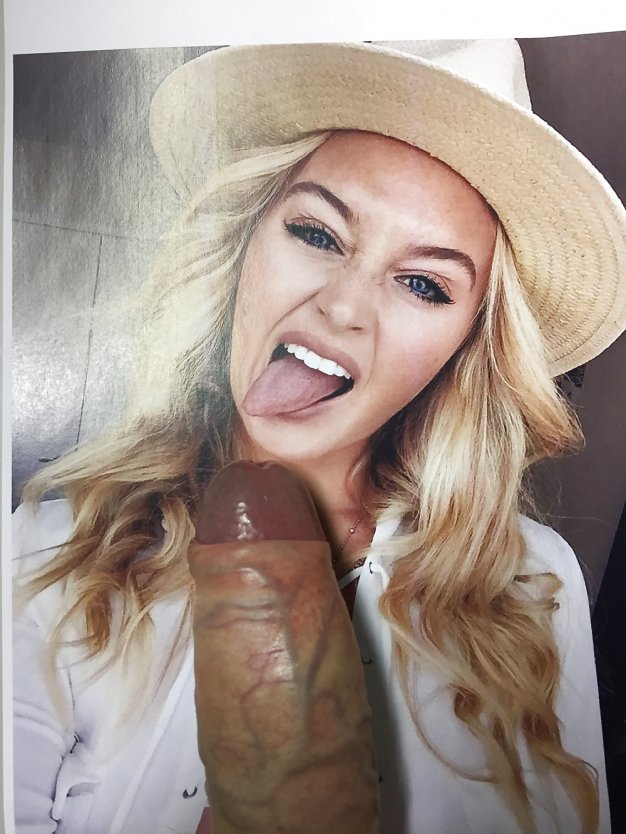 Красивые вагины и большие сиськи Shay Laren