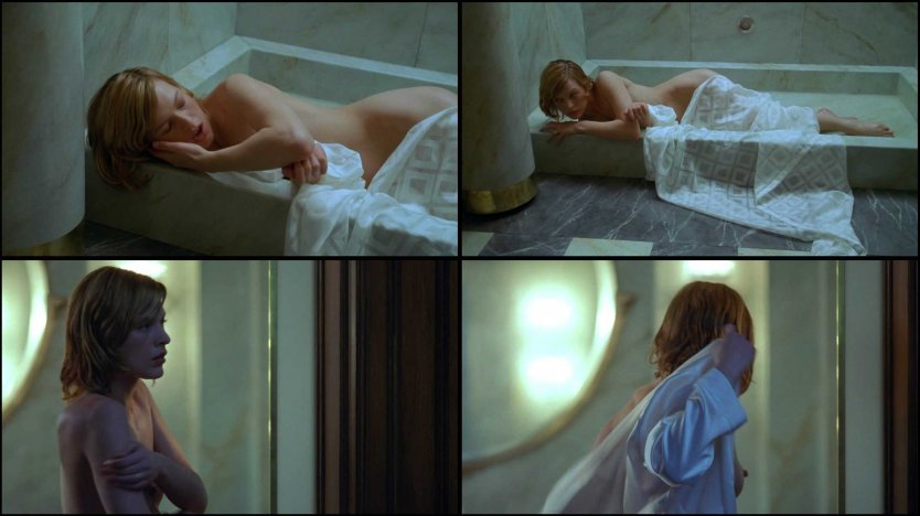 Голая Мила Йовович в фильмах