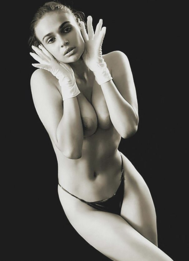 Алёна Водонаева сиськи