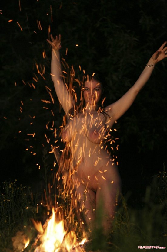 Праздник Ивана Купала ню